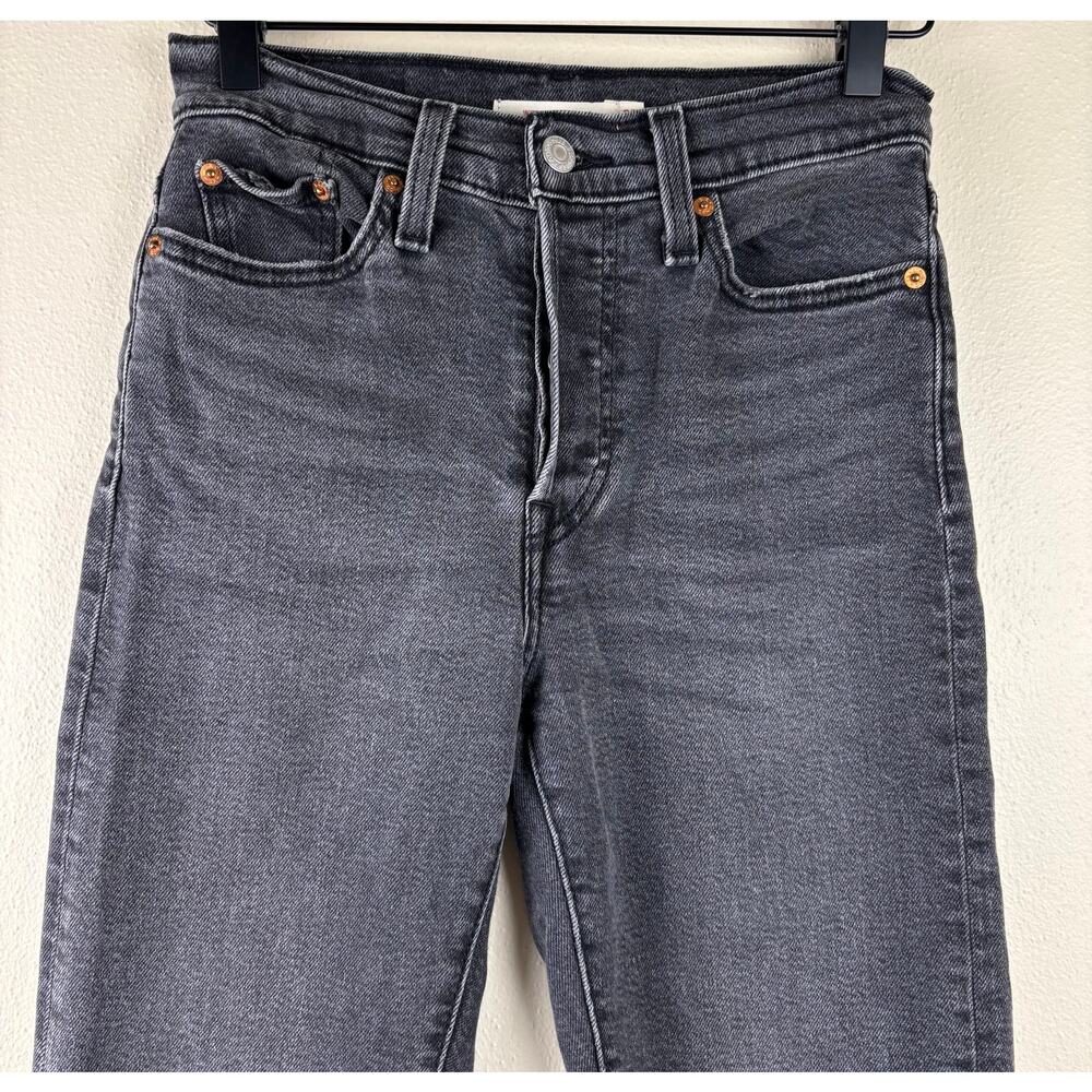 Levi's Women's Wedgie Straight Stretch Denim Jeans Size 25 in Black Sprout - Picture 6 of 16
